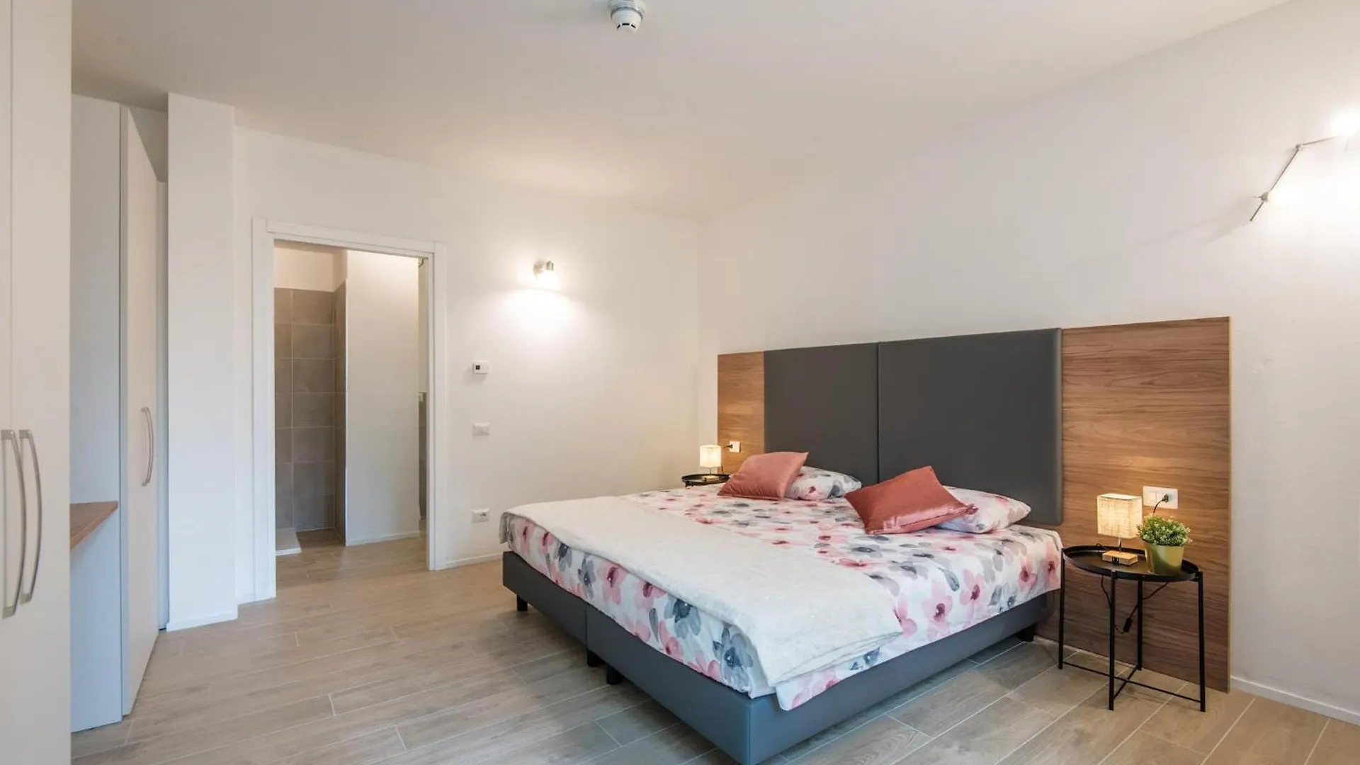 Nice Apartment In Siena With Heated Swimming Pool