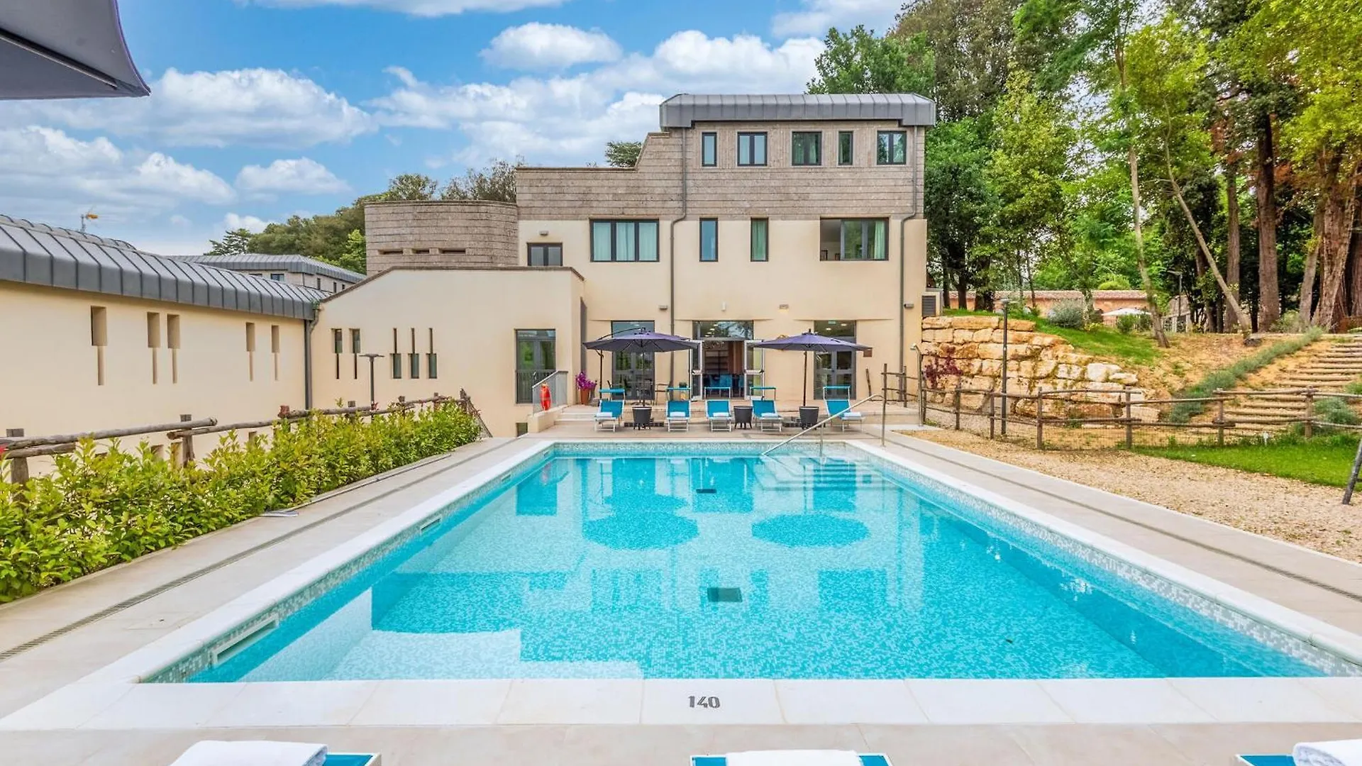 Nice Apartment In Siena With Heated Swimming Pool